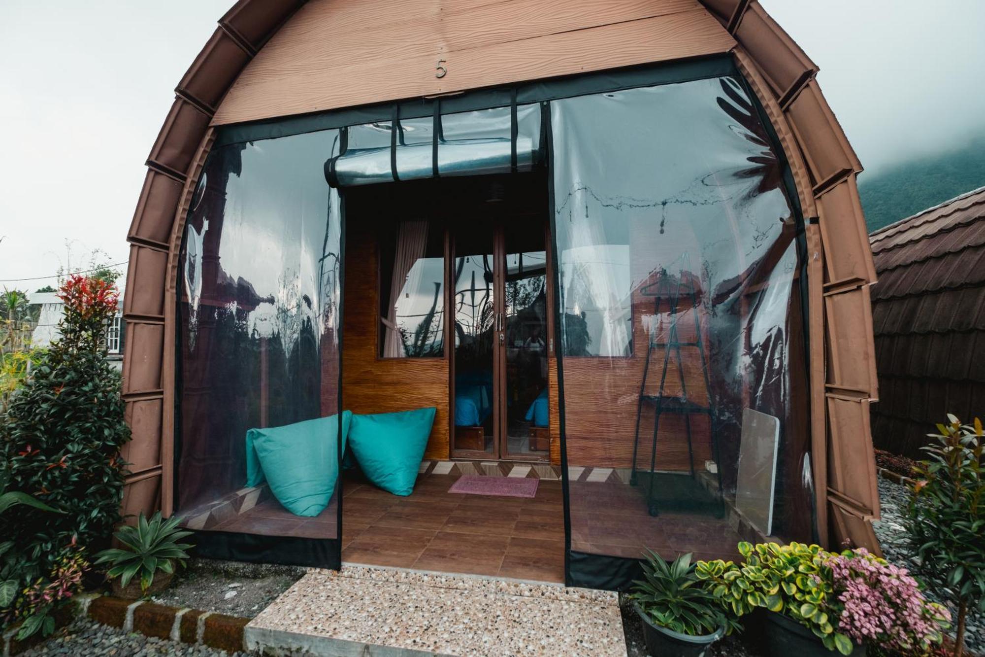 The Polumb Garden Bedugul Hotell Selemadeg Exteriör bild