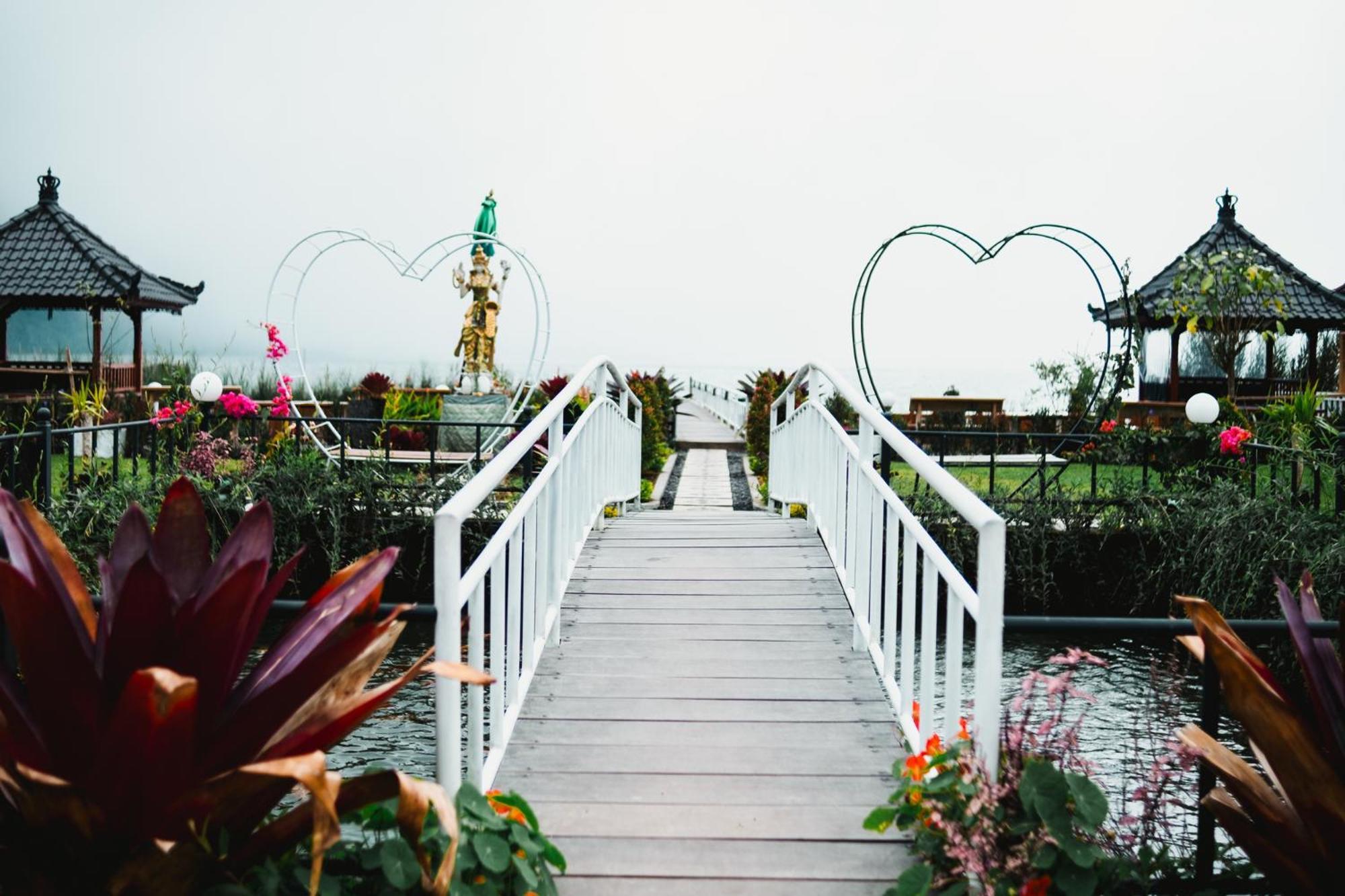 The Polumb Garden Bedugul Hotell Selemadeg Exteriör bild
